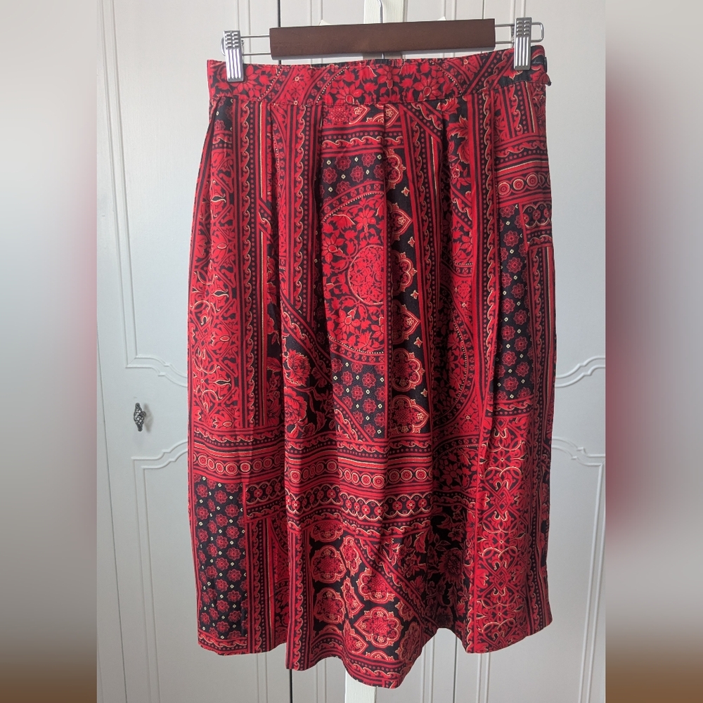 Koret Red and Black Pleated A-Line Midi Skirt